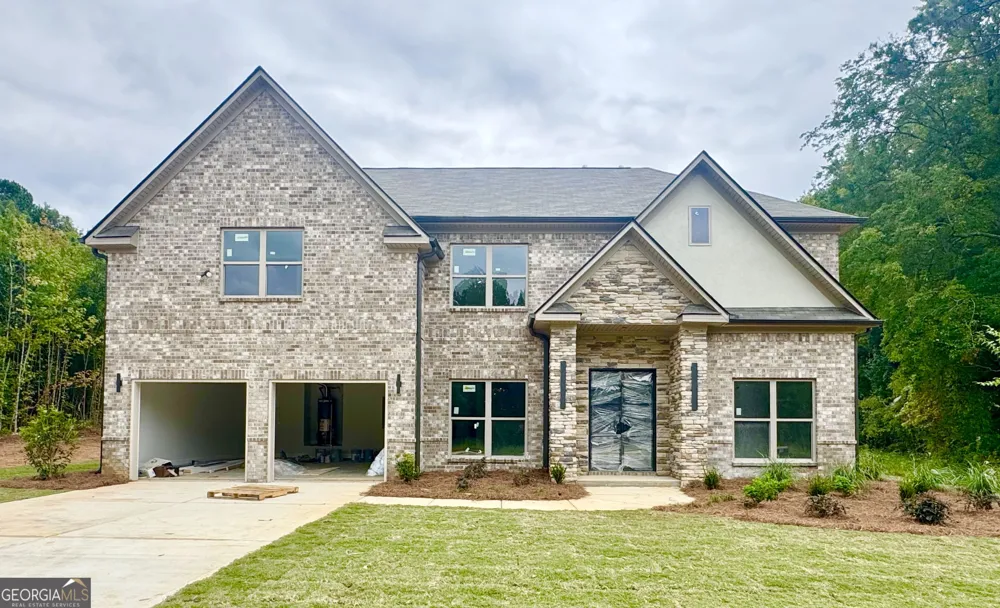 1082 Horizon CT Covington, GA 30016