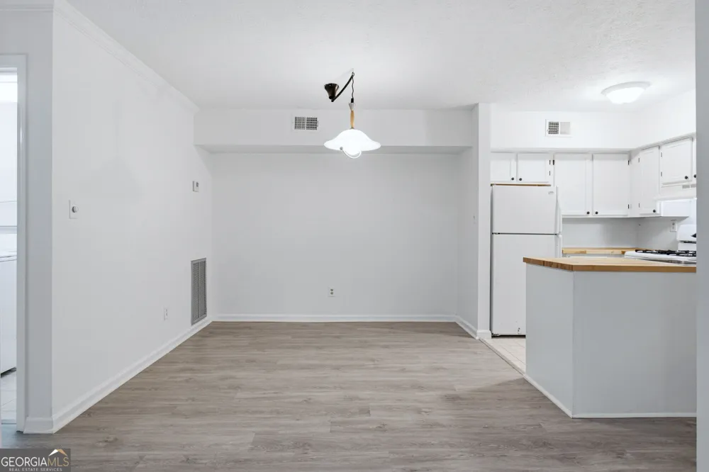 2052 Brian Way Decatur, GA 30033