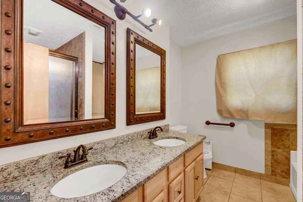 607 Stonemill MNR Lithonia, GA 30058