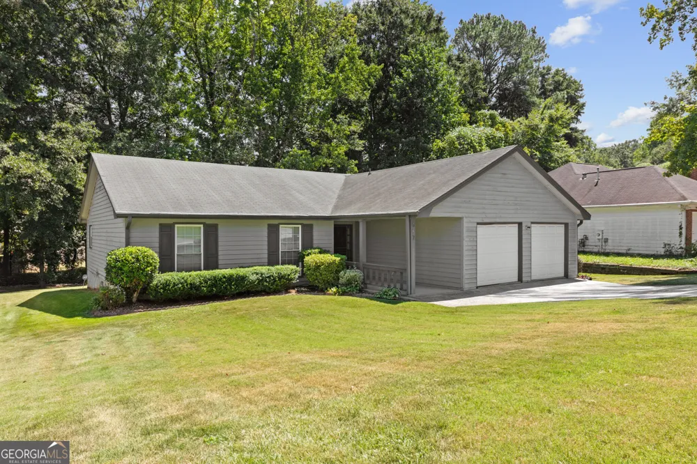 607 Stonemill MNR Lithonia, GA 30058