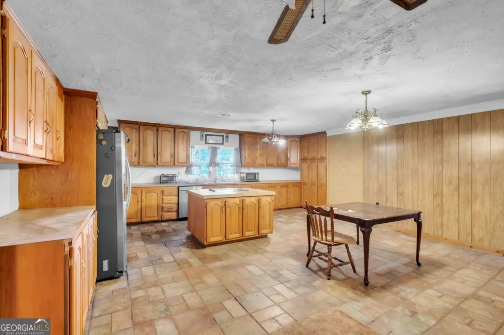 602 Harper RD Pendleton, SC 29670