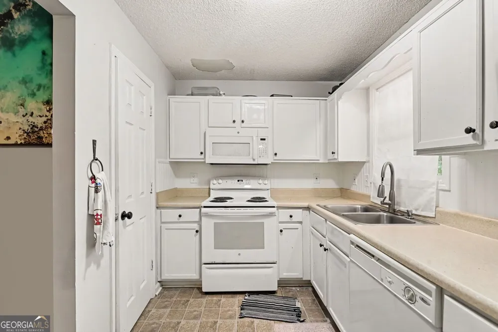 329 River Trace DR Villa Rica, GA 30180