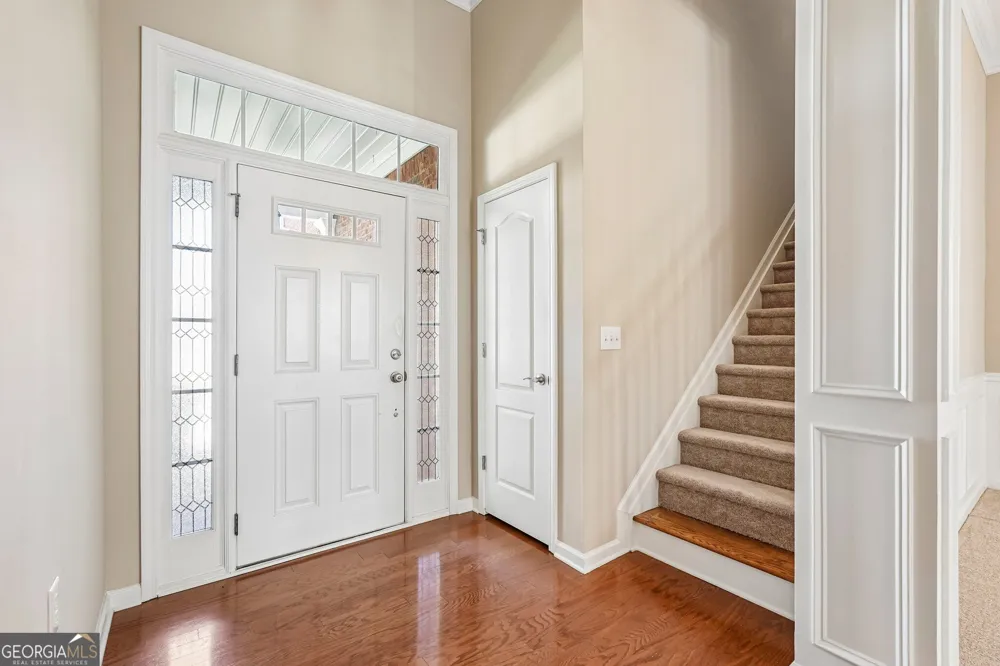 428 Brookes WALK Woodstock, GA 30188