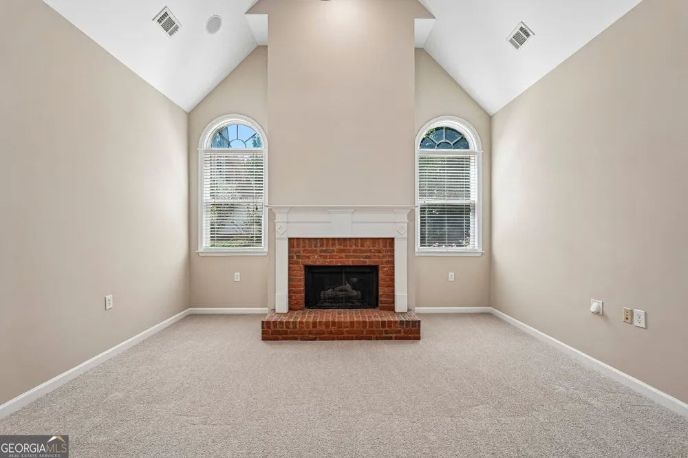 428 Brookes WALK Woodstock, GA 30188