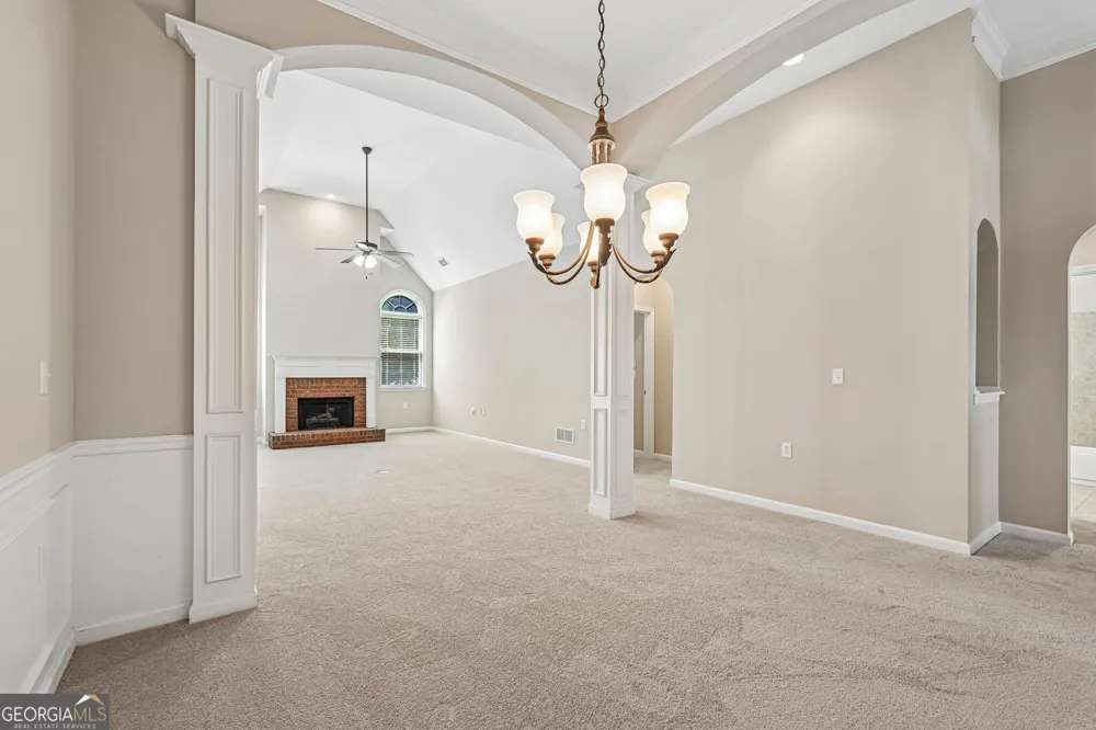 428 Brookes WALK Woodstock, GA 30188