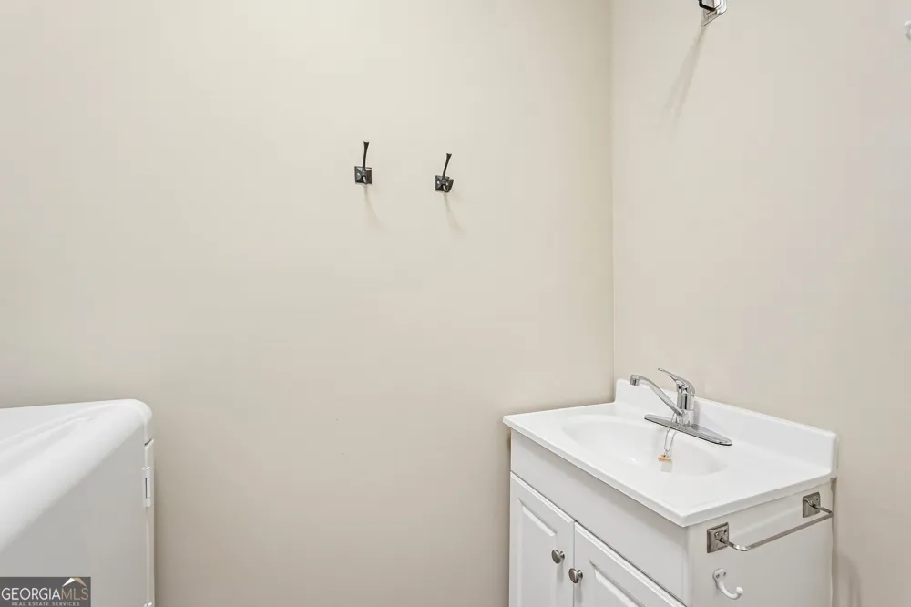 428 Brookes WALK Woodstock, GA 30188
