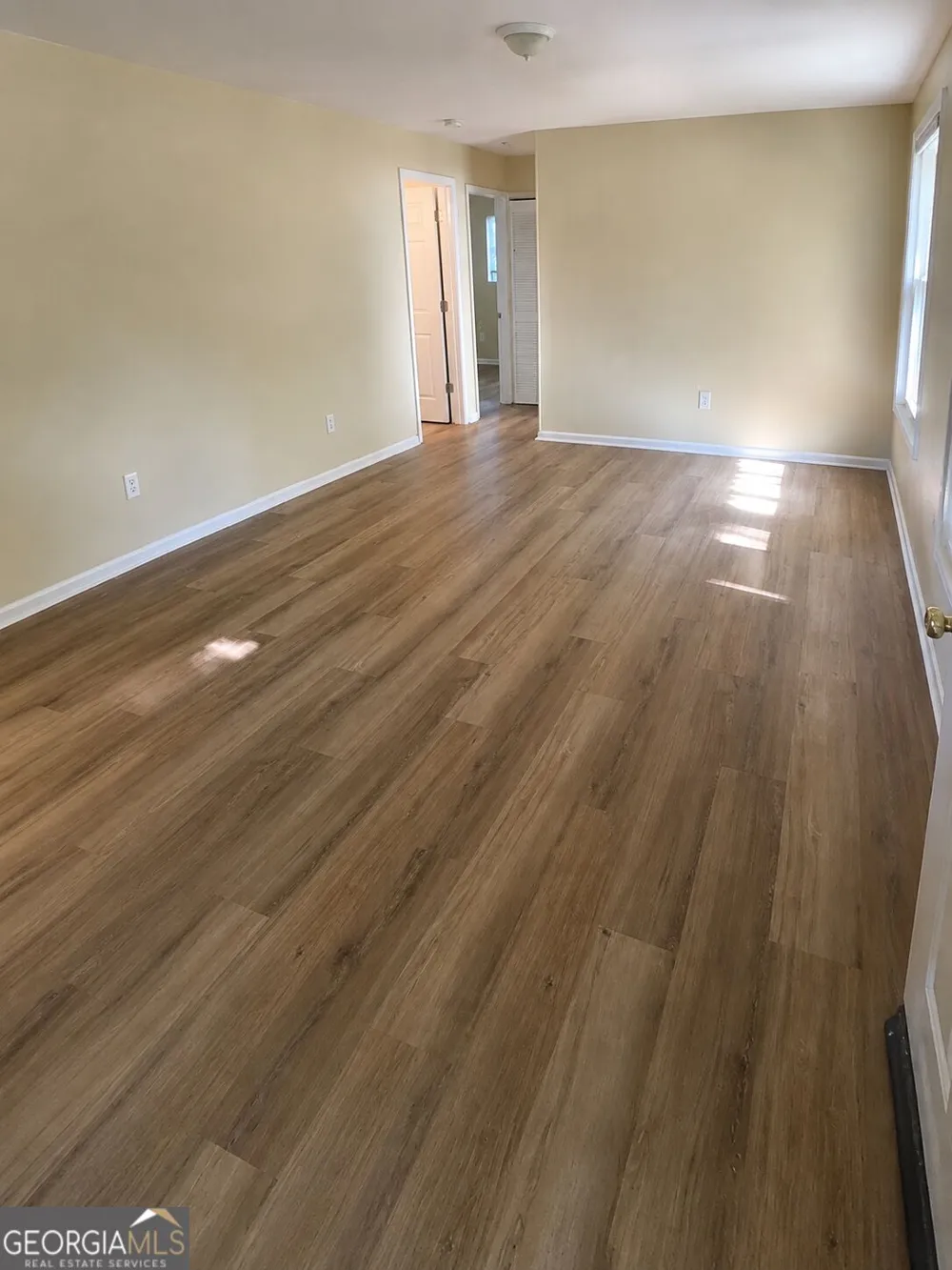 93 Forest RD Stockbridge, GA 30281