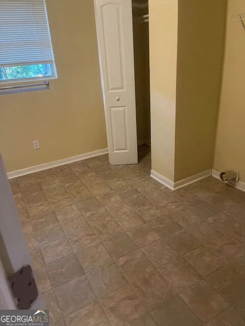 93 Forest RD Stockbridge, GA 30281