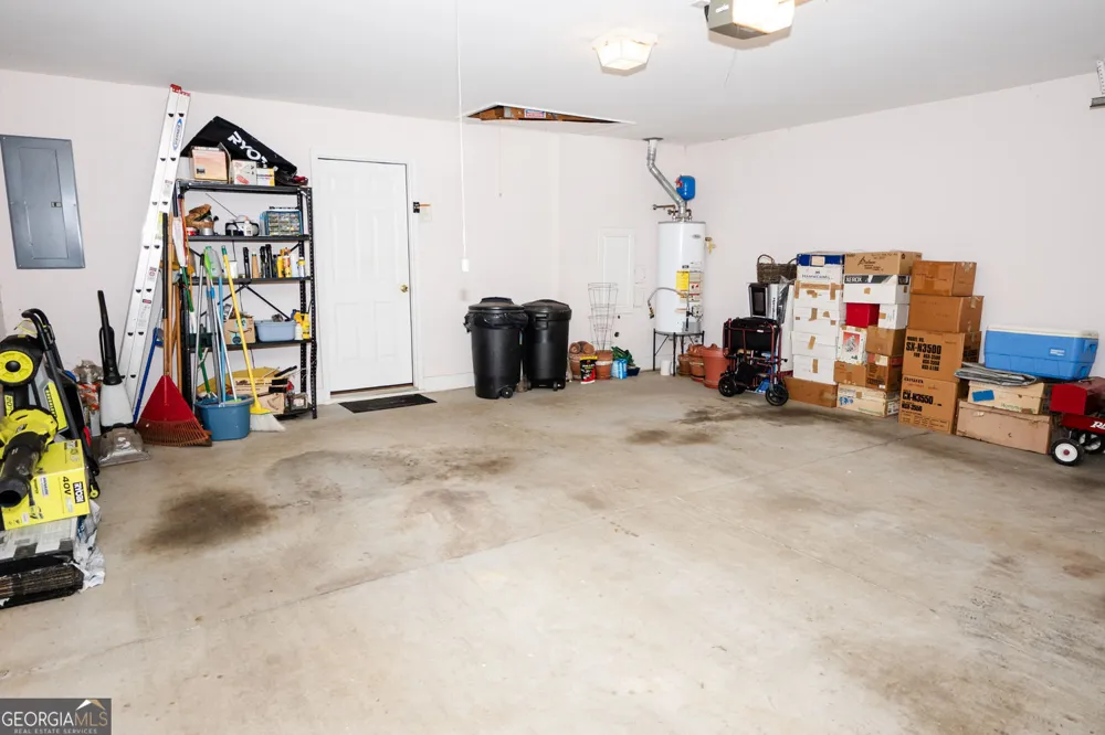 405 Radcliffe TRCE Covington, GA 30016