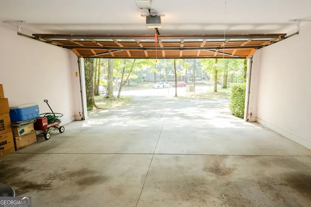 405 Radcliffe TRCE Covington, GA 30016