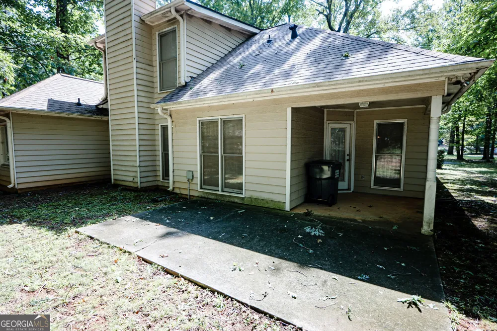 405 Radcliffe TRCE Covington, GA 30016