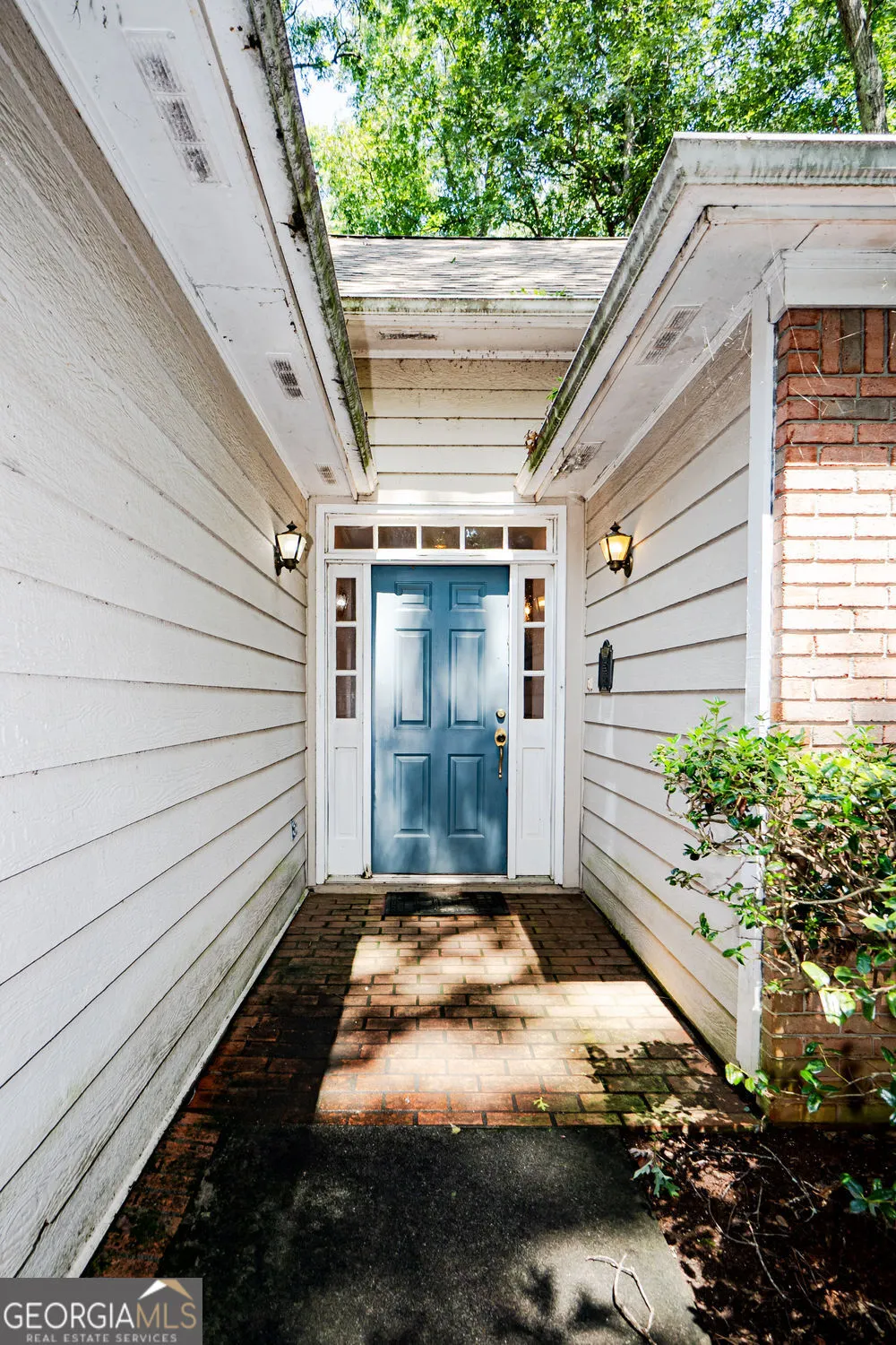 405 Radcliffe TRCE Covington, GA 30016