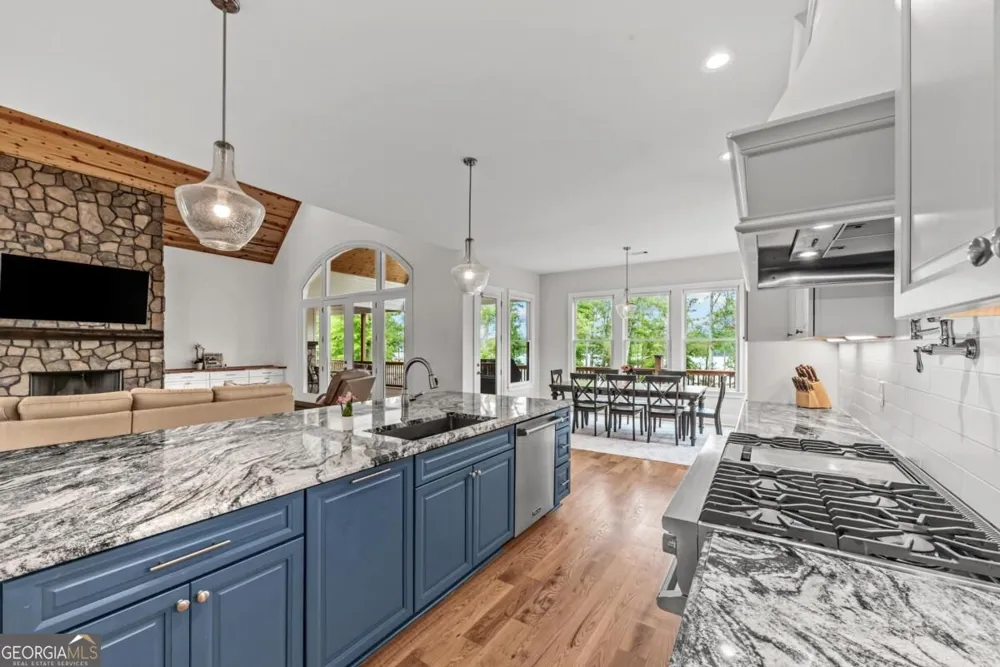 175 Harmony Bay DR Eatonton, GA 31024