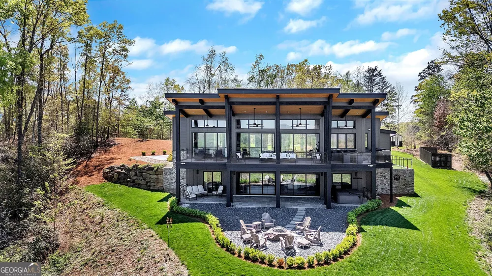 231 Keowee Turtlehead RD Salem, SC 29676