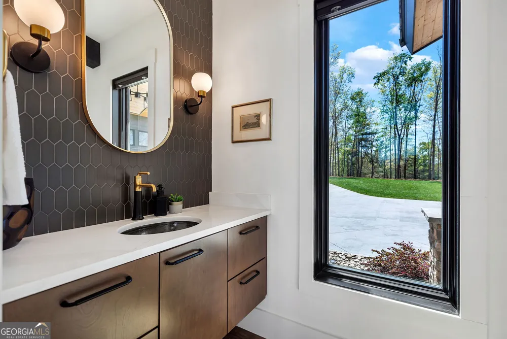 231 Keowee Turtlehead RD Salem, SC 29676