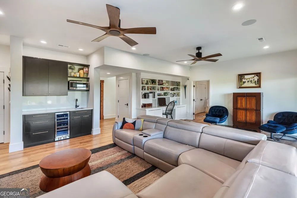 231 Keowee Turtlehead RD Salem, SC 29676