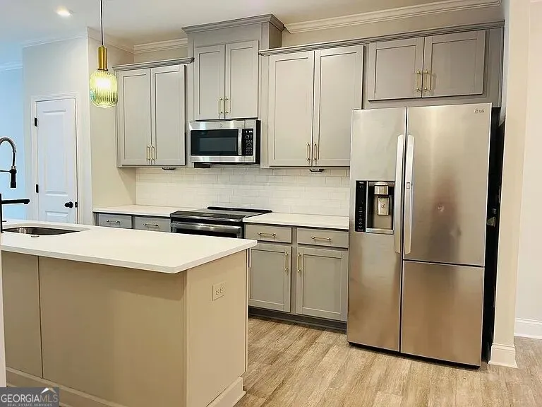 2635 Creekside DR NW Atlanta, GA 30318