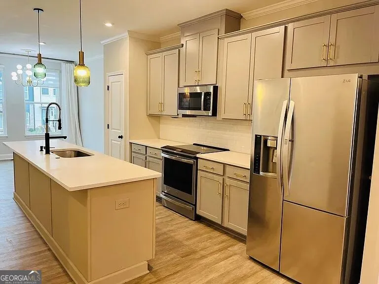 2635 Creekside DR NW Atlanta, GA 30318
