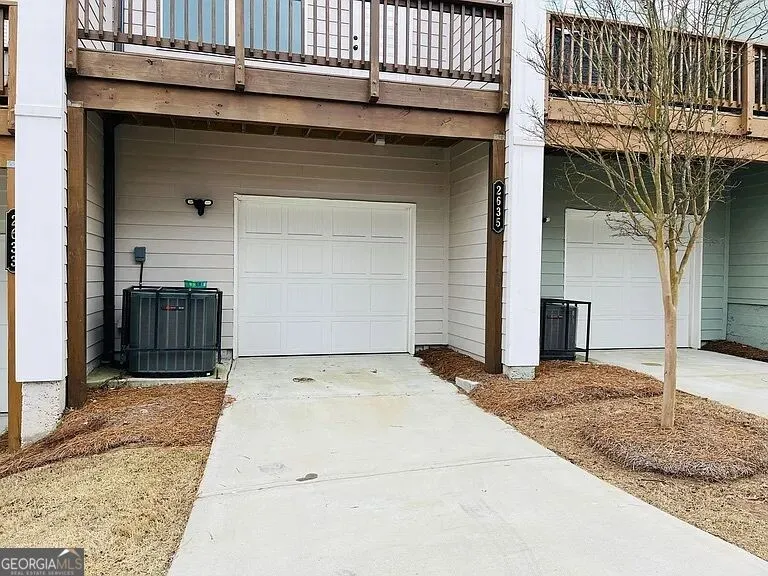 2635 Creekside DR NW Atlanta, GA 30318