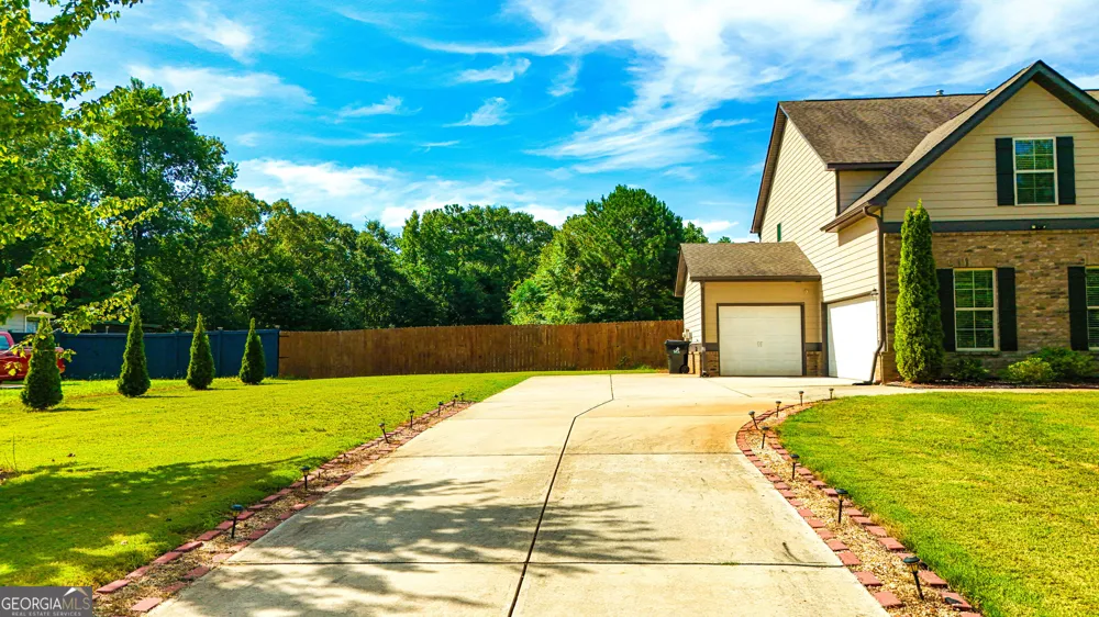 205 Vandalay WAY Locust Grove, GA 30248