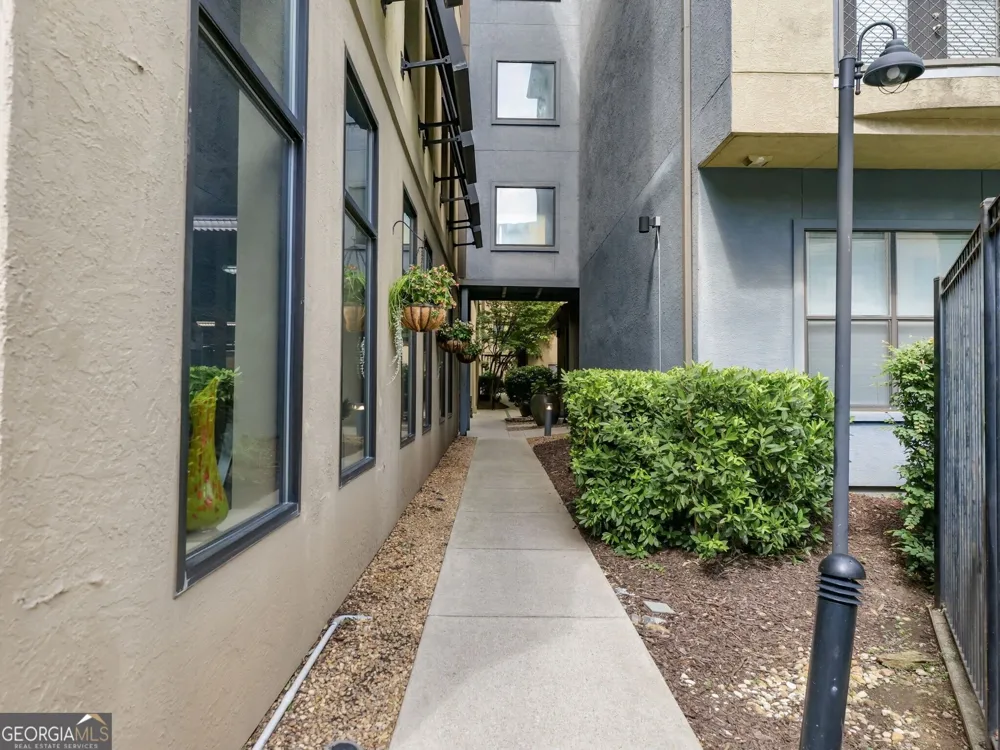 400 17th ST NW Atlanta, GA 30318