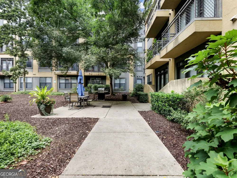 400 17th ST NW Atlanta, GA 30318