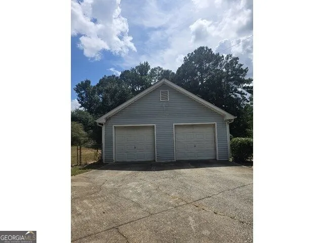 195 Branchwood DR Covington, GA 30016