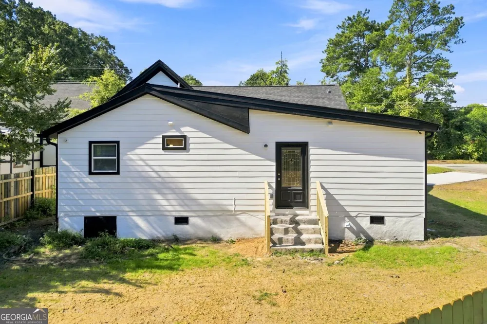 7516 Conyers ST Lithonia, GA 30058