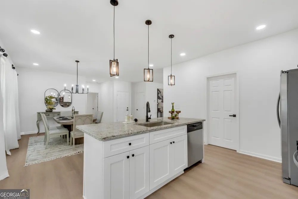 3408 Ashford LOOP Ellenwood, GA 30294