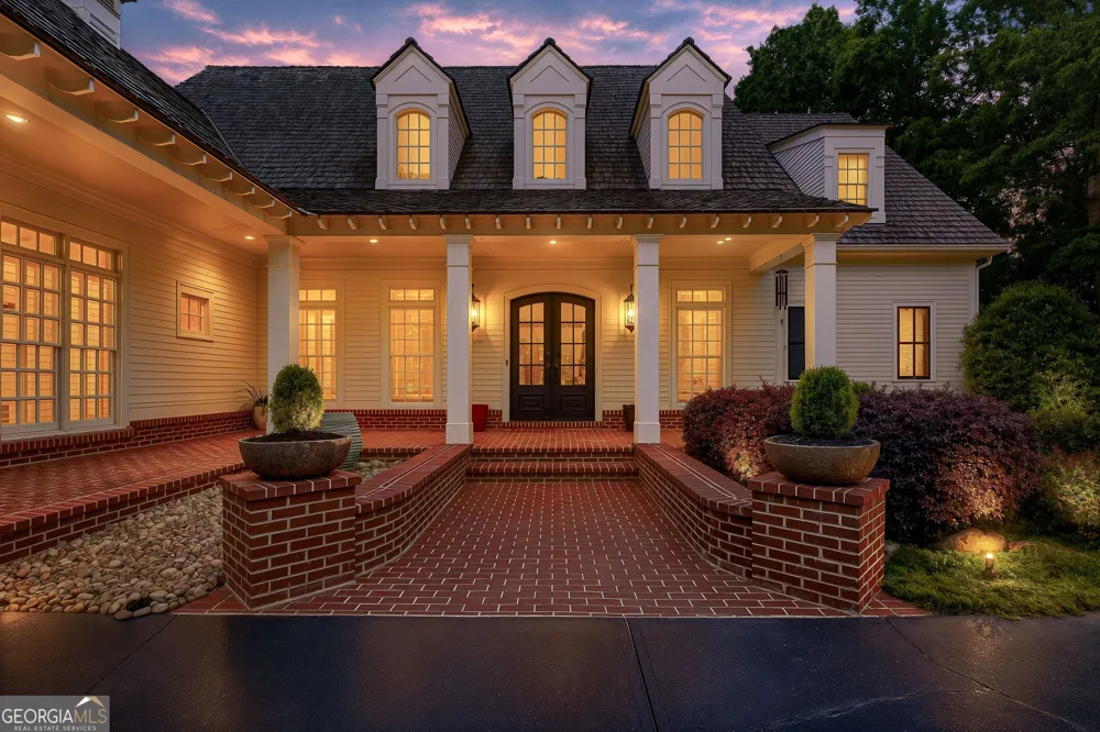 114 Northeast Cove CIR Dawsonville, GA 30534