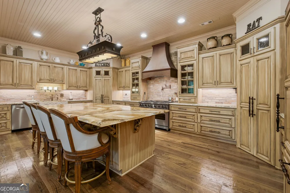 114 Northeast Cove CIR Dawsonville, GA 30534