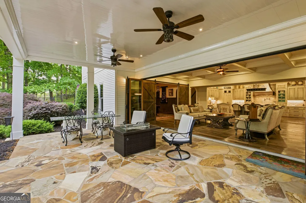 114 Northeast Cove CIR Dawsonville, GA 30534