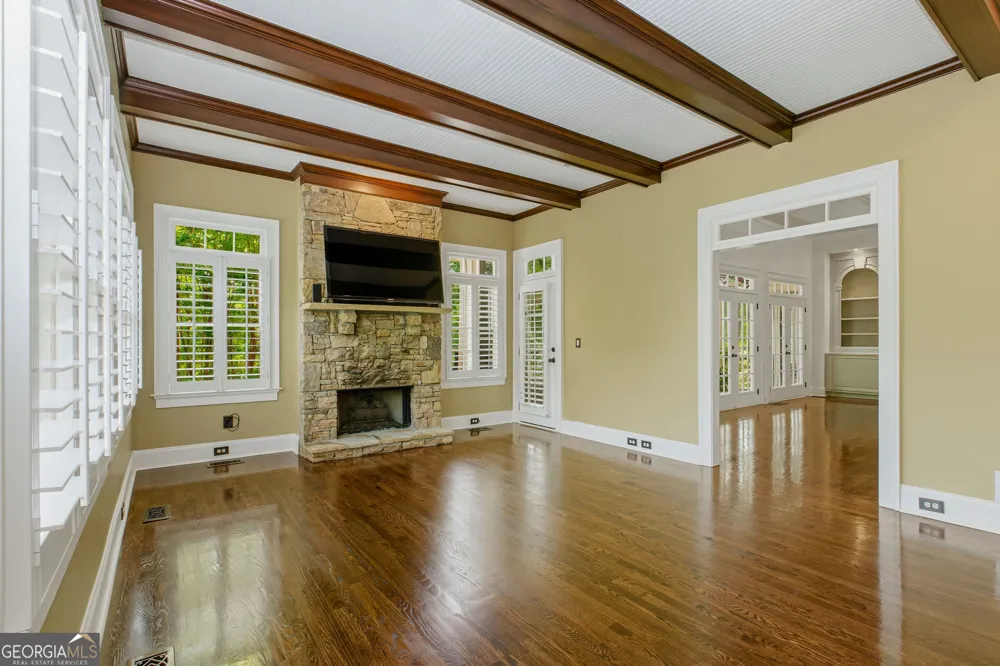 114 Northeast Cove CIR Dawsonville, GA 30534