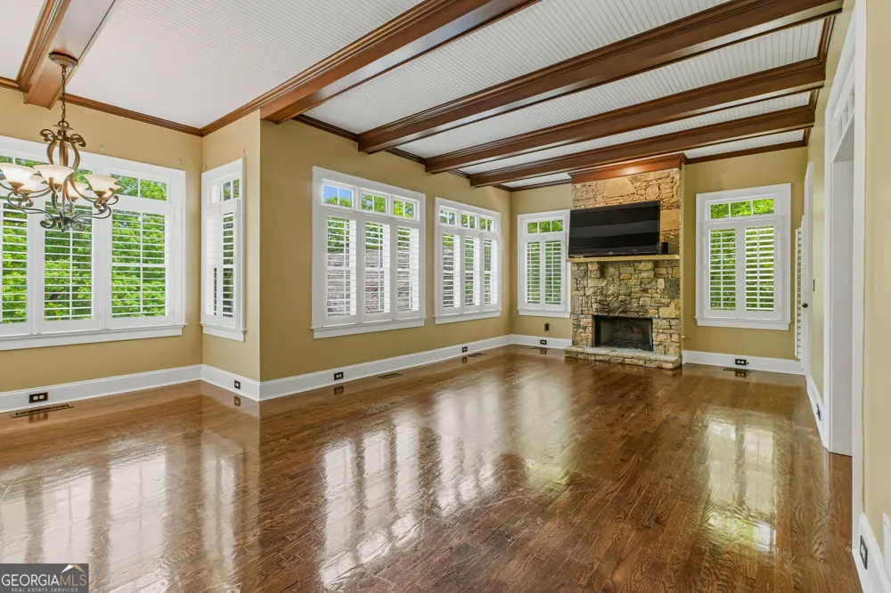 114 Northeast Cove CIR Dawsonville, GA 30534