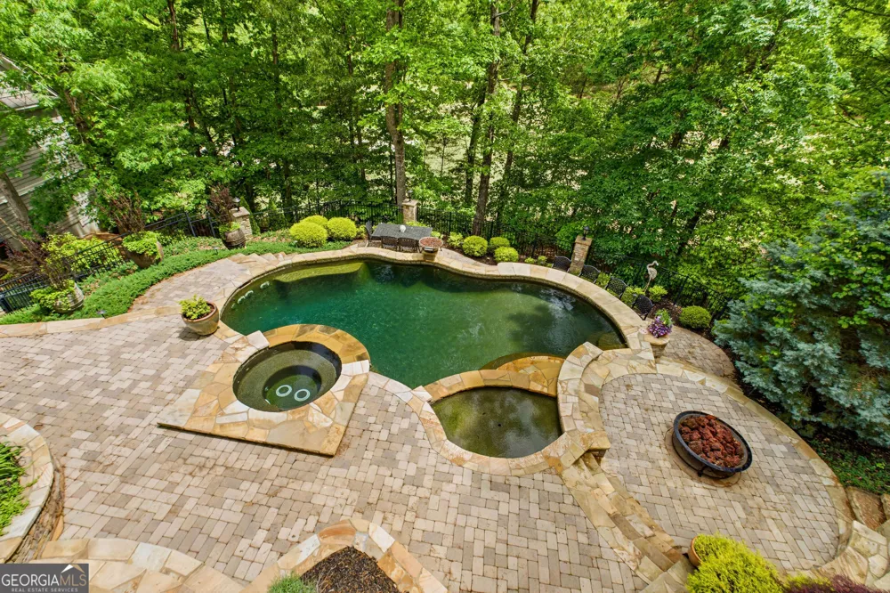 114 Northeast Cove CIR Dawsonville, GA 30534