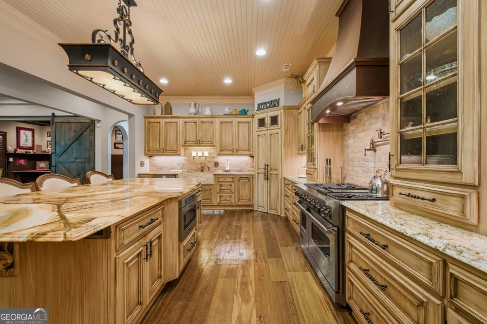 114 Northeast Cove CIR Dawsonville, GA 30534