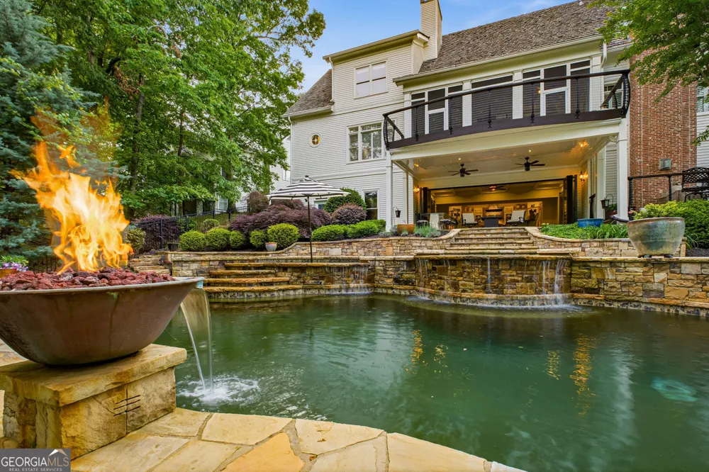 114 Northeast Cove CIR Dawsonville, GA 30534