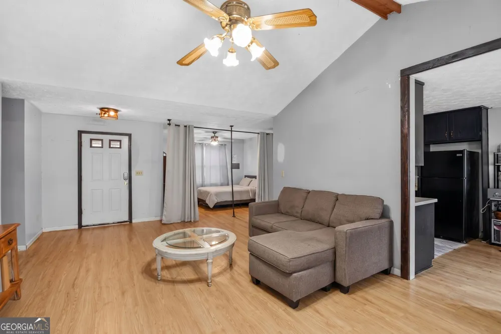 214 Walthall RD Jackson, GA 30233