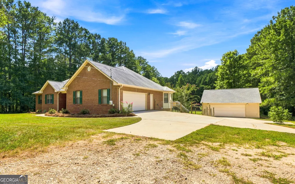 2762 Lester Mill RD Locust Grove, GA 30248