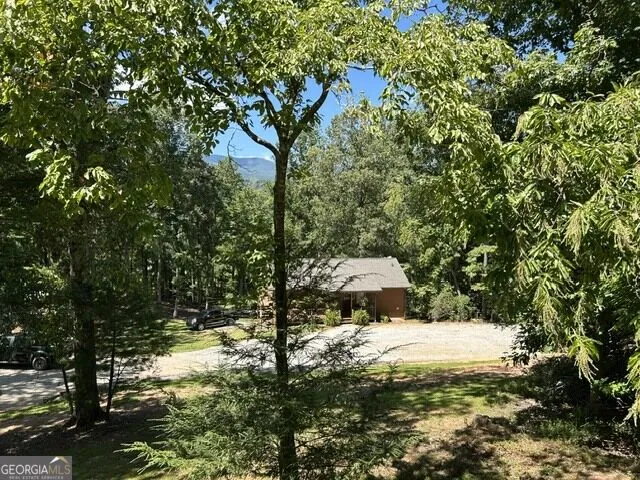 112 Kennedy Mountain RD Clarkesville, GA 30523