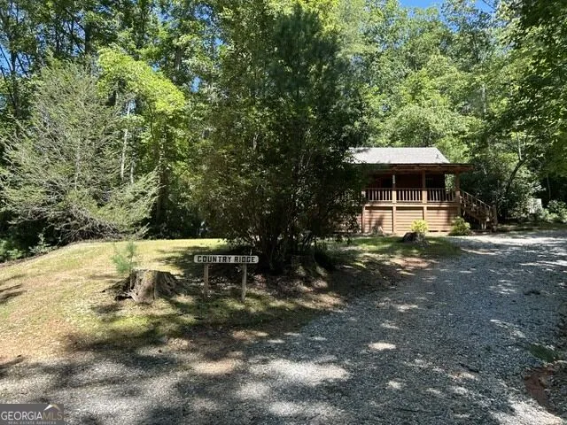 112 Kennedy Mountain RD Clarkesville, GA 30523