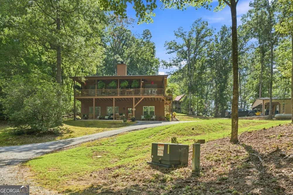 112 Kennedy Mountain RD Clarkesville, GA 30523