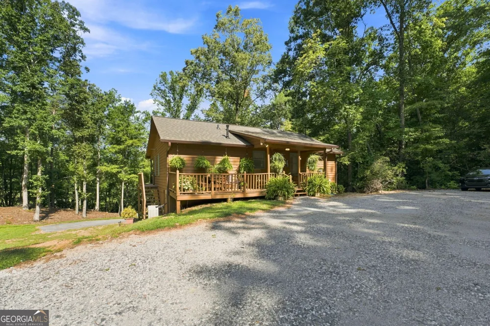112 Kennedy Mountain RD Clarkesville, GA 30523