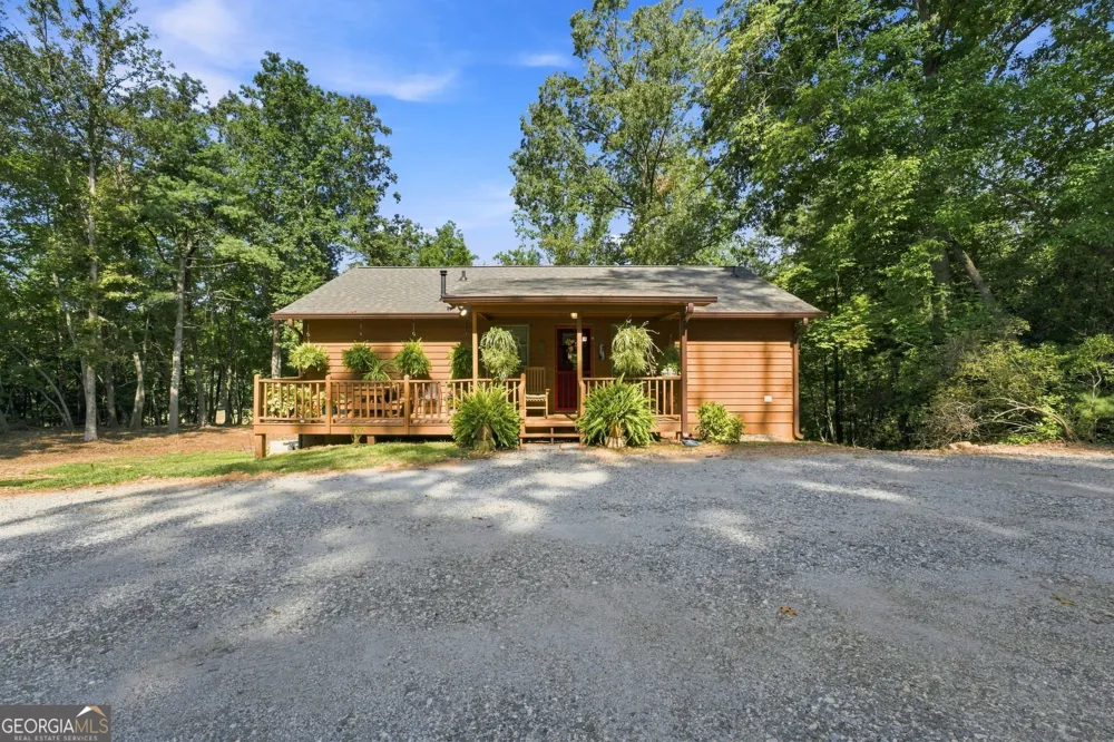 112 Kennedy Mountain RD Clarkesville, GA 30523