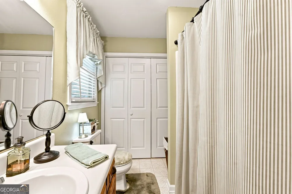 112 Kennedy Mountain RD Clarkesville, GA 30523