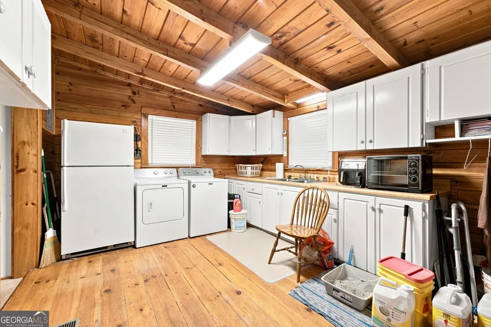 112 Kennedy Mountain RD Clarkesville, GA 30523