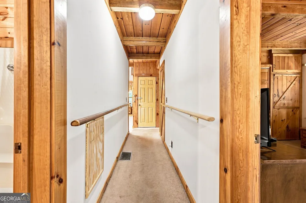 112 Kennedy Mountain RD Clarkesville, GA 30523