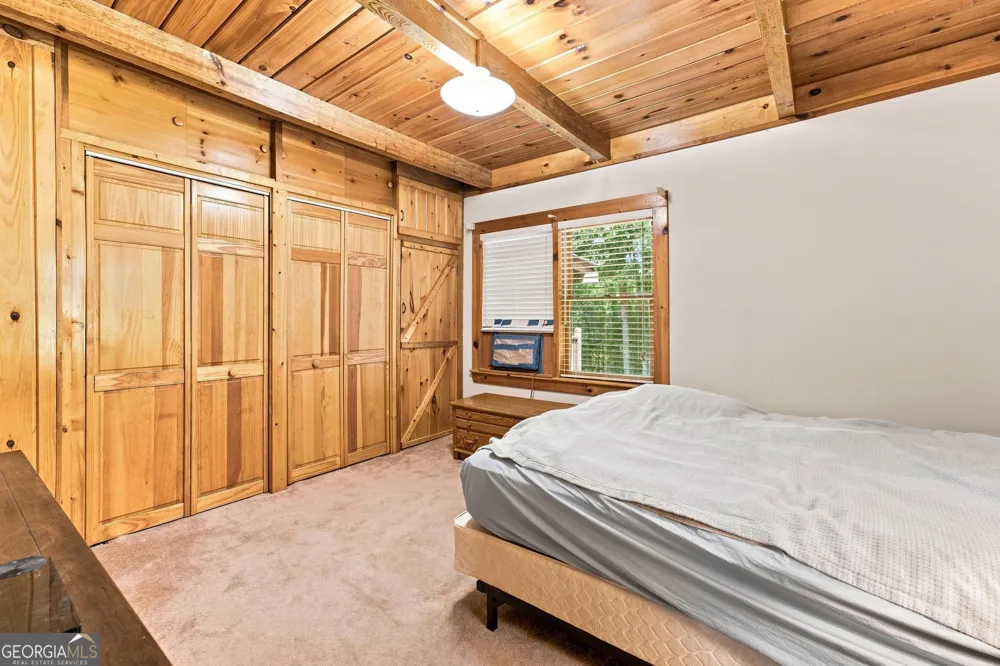 112 Kennedy Mountain RD Clarkesville, GA 30523