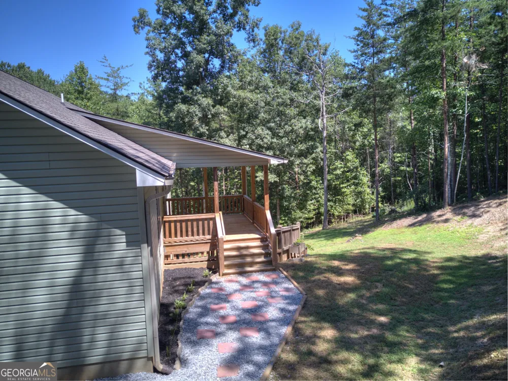 294 Rainbow CIR Cleveland, GA 30528