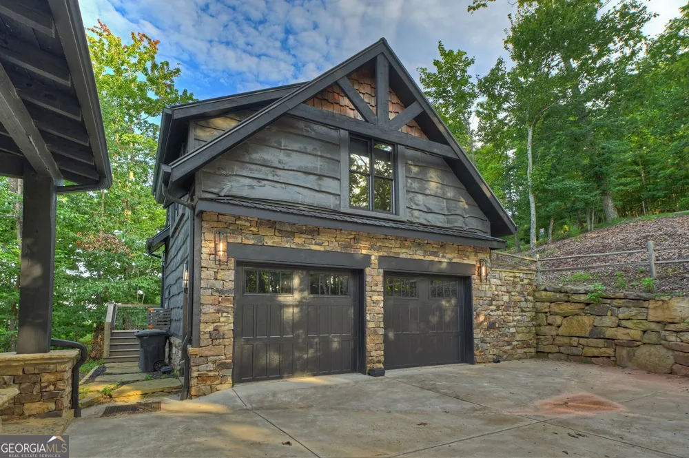 224 Eagle RDG Morganton, GA 30560